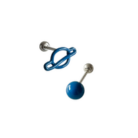 ピアス